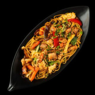 Локшина з овочами (350г)