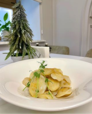 Вареники з капустою (220/40г)