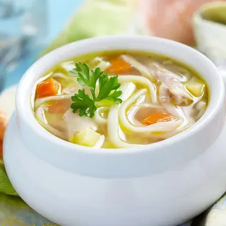 Курячий бульйон з домашньою локшиною (350гр)