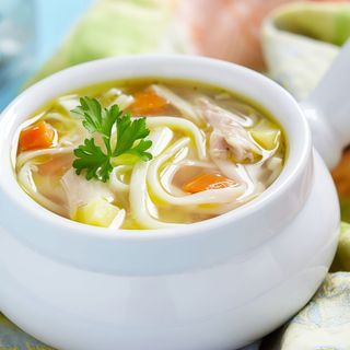 Курячий бульйон з домашньою локшиною (480)