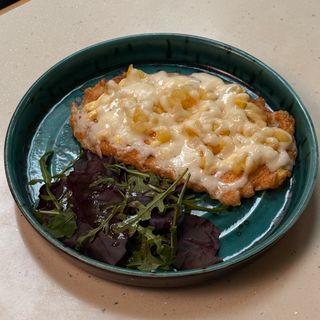 Відбивна куряча з ананасами (120г)