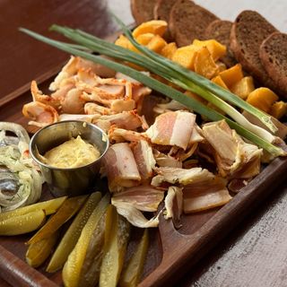 Дошка делікатесів (700г)