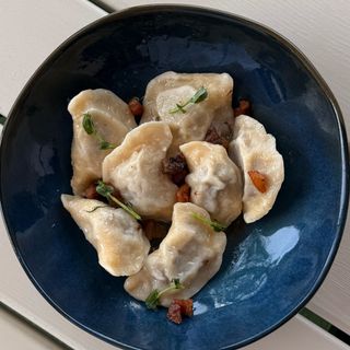 Вареники з лівером та шкварками (200г)