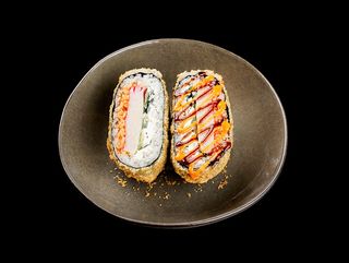 Суші бургер з крабом (390/40гр)