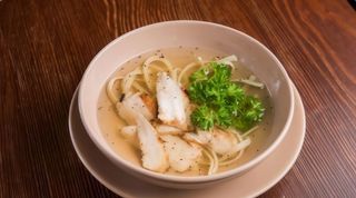 Курячий суп з локшиною (300г)