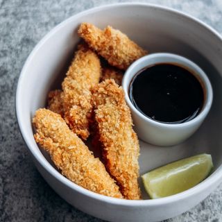 Сом в японській паніровці (115/30г)