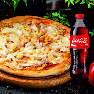 Італійська піца Гавайська (28см)+ Сoca-Cola (0,5л)