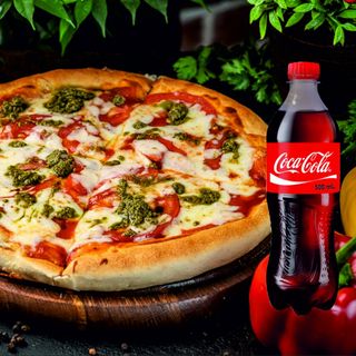 Італійська піца Маргарита (28см)+ Сoca-Cola (0,5л)