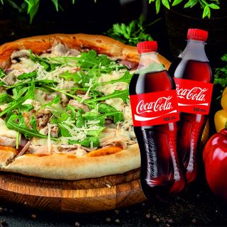 Італійська піца Супер м'ясна (40см) + 2 шт Сoca-Cola (0,5л)