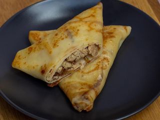 Млинець з курячим філе 90г