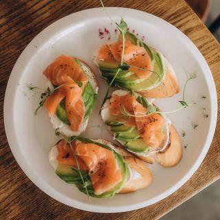 Брускети з лососем (4шт)