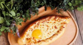 Хачапурi по-Аджарськи (220г)