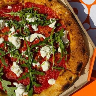 Піца з страчателлою (30см/450г)