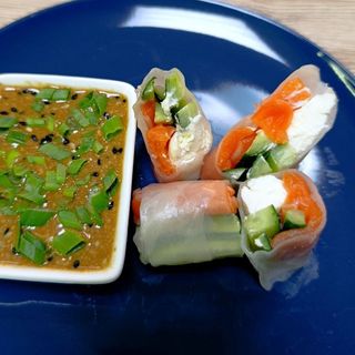 Спрінг рол лосось 160гр.