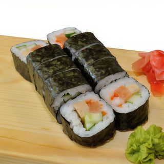 Футо Мак з копченим лососем(220г)