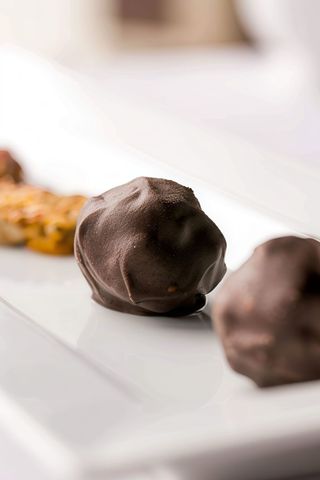 Цукерка з горіхів та кураги