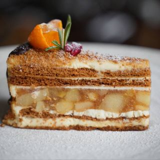 Різдвяний торт з яблуками