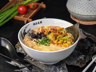 Рамен з овочами пісний L (400 г)