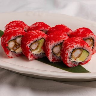 Каліфорнія з креветкою темпура та авокадо