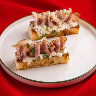 Канапе з підчеревиною