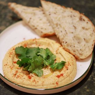 Хумус із білої квасолі