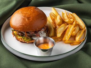 Стейк-бургер з філе міньйон