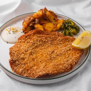 Шніцель з лимонним айолі