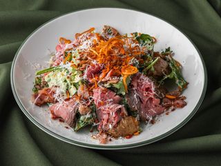 Салат "Тонатто - телятина"