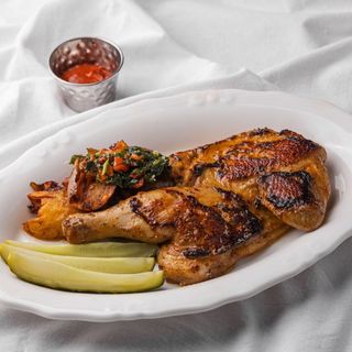 Курча табака із гарніром на вибір