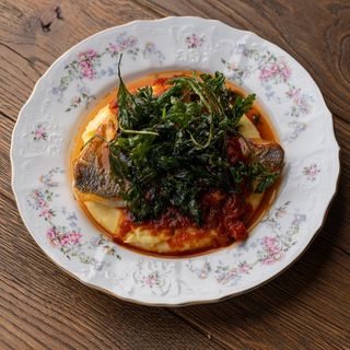 Сібас з томатним соусом