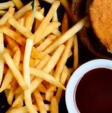 Картопля фрі з соусом BBQ (200г)