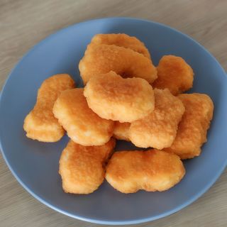 Нагетси з соусом цезар (180г/30г)