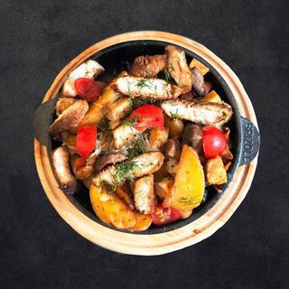 Пательня з куркою та овочами (340г)