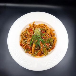 Локшина з куркою (370г)