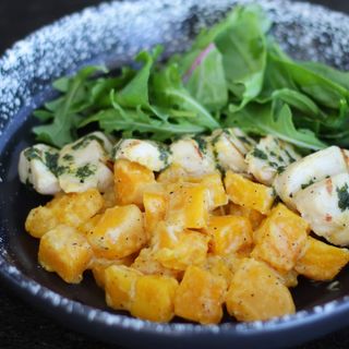 Куряче філе з гарбузом у вершках (260г)