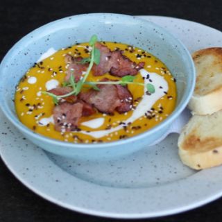 Крем-суп з гарбузом та беконом (250/25г)