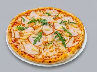 Піца Курка з ананасом (490г)