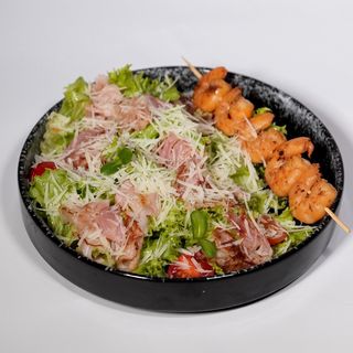 Салат з тигровими креветками 