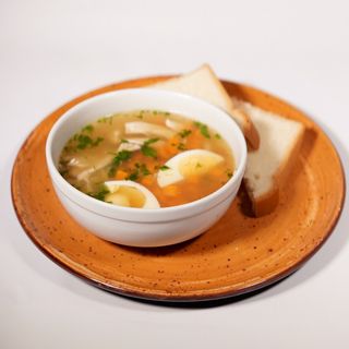 Курячий бульйон