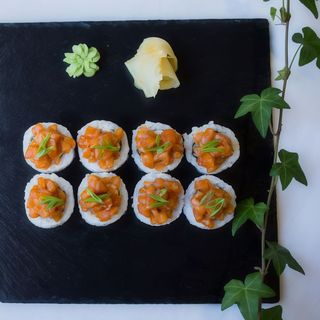 Рол з Тартаром із лосося (310г)