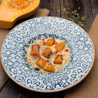 Гарбузово-рисова каша з родзинками