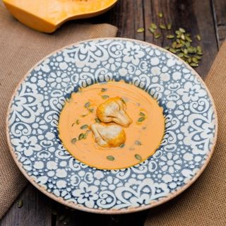 Гарбузовий крем суп з сирними міні хінкалі