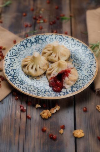 Хінкалі з вишнею смажені (3 шт)