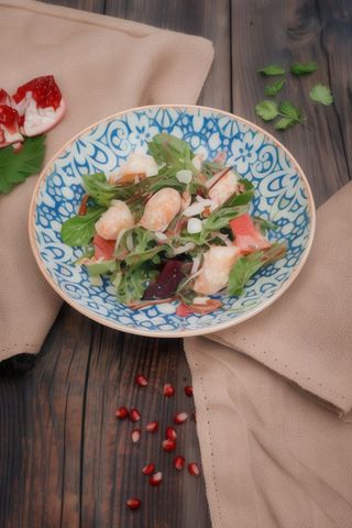 Салат зі смаженим копченим Сулугуні (200г)