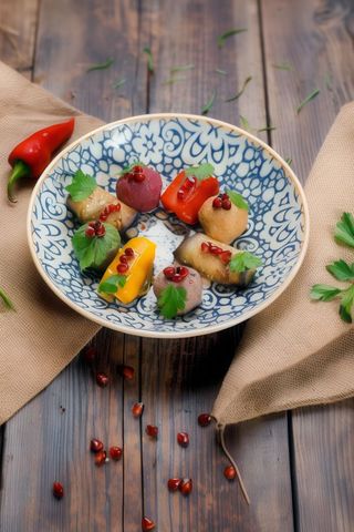 Асорті закусок з горіховою пастою