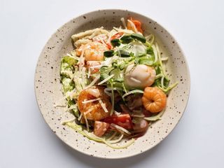 Салат Цезар з креветками (310г)