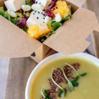 Салат з куркою+крем-суп