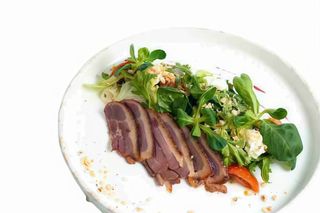 Грін салат з копченим мясом (220г)