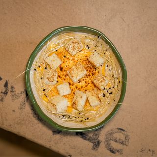 Крем-суп з цибулею порей та сиром чеддер