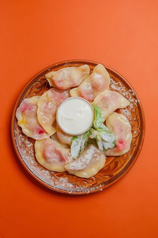 Вареники з вишнею та сметаною (250/50г)